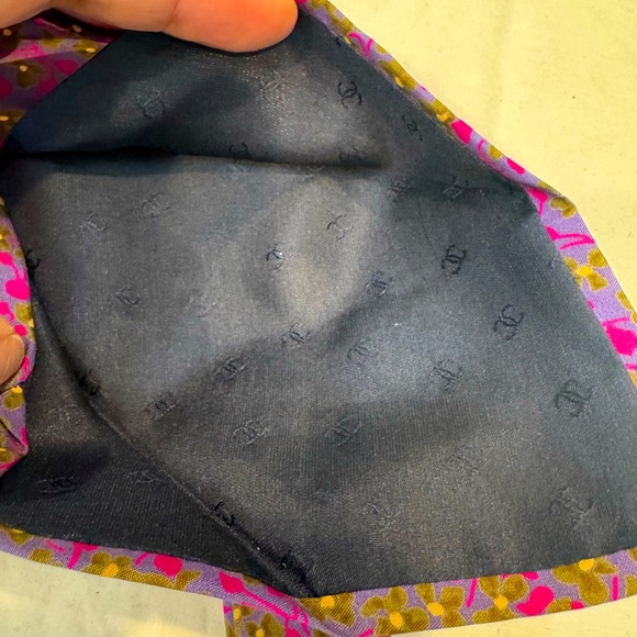 Authentic CHANEL Purple and Green Men's Tie - Picture 6 of 7